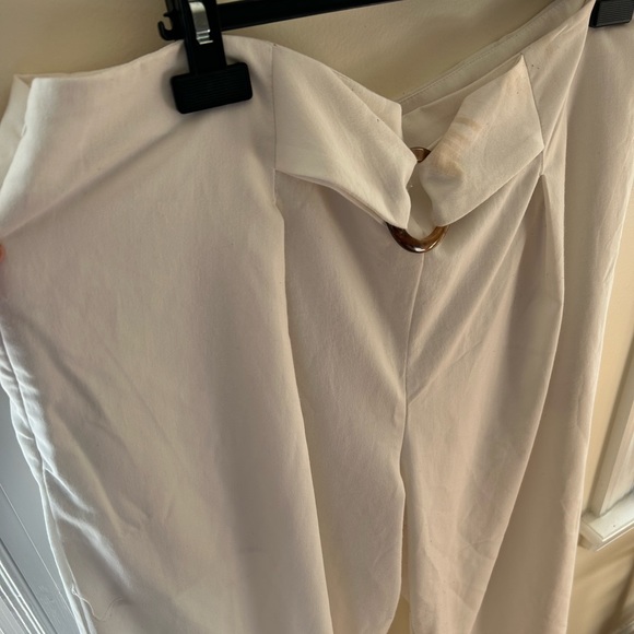 SHEIN PLUS SIZE solid White Buckled Wide Leg Pants - Picture 3 of 6